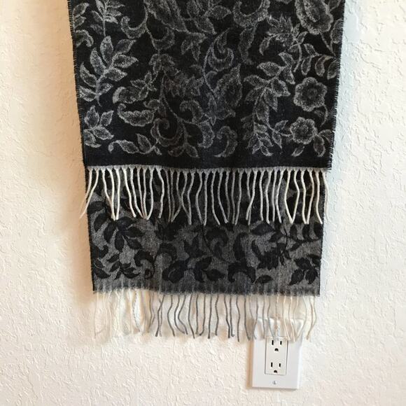 Cashmink OS German scarf black gray fringe - Picture 3 of 7